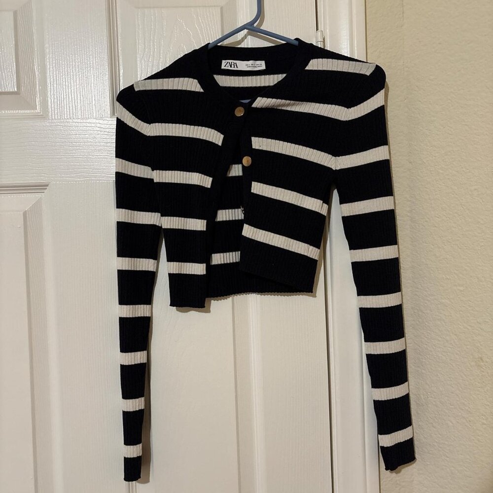 Zara Women's Navy and Black Cardigan